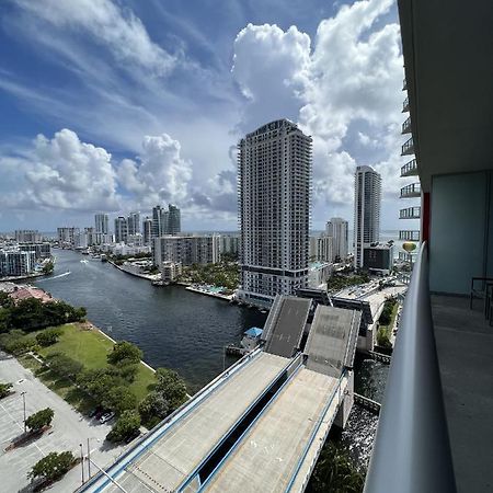 23Rd Floor Luxury & Spacious Beachwalk Resort Apartment With Amazing View Hallandale Beach Exteriér fotografie