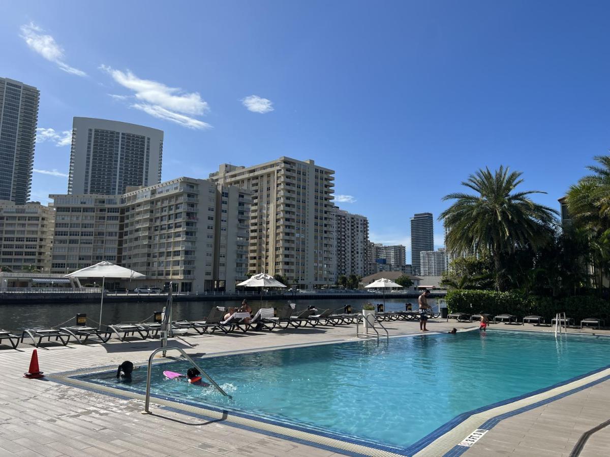 23Rd Floor Luxury & Spacious Beachwalk Resort Apartment With Amazing View Hallandale Beach Exteriér fotografie