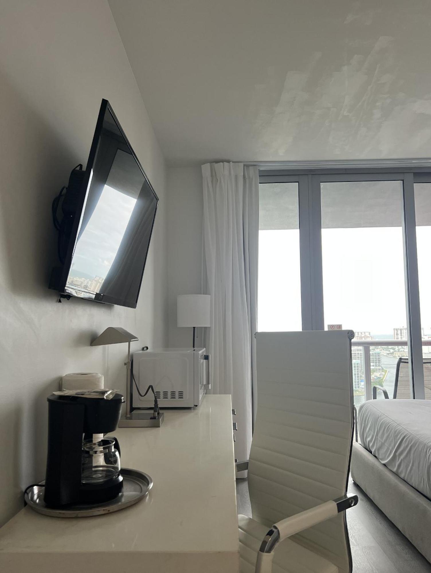 23Rd Floor Luxury & Spacious Beachwalk Resort Apartment With Amazing View Hallandale Beach Exteriér fotografie